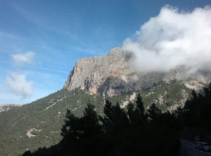 Vistas de la Sierra de Tramuntana desde el Puig Mayor